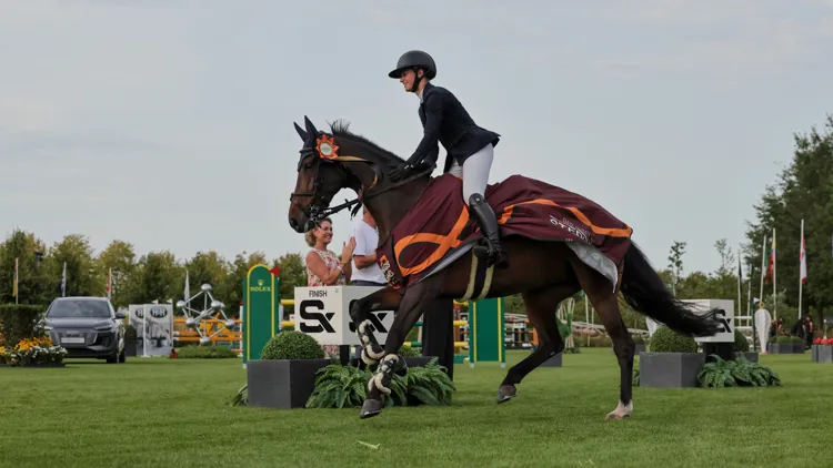 Camille Biebuyck naar winst met Ladana vh Venushof Z