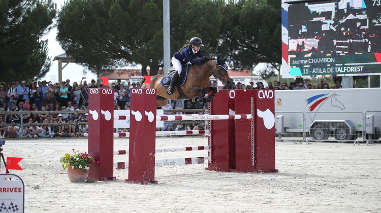 En saut d'obstacles, Jeanne Chambon a décroché son premier titre de championne de France en As Elite Excellence.