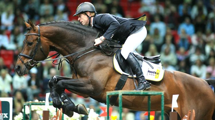 Le sublime Sandro Boy a marqué la carrière de son cavalier en remportant notamment la finale de la Coupe du monde de Kuala Lumpur, en Malaisie, en 2006.