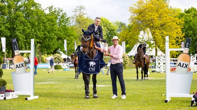 Winnaar van de CSI3*  1.50m AIX Prix, Oliver Lazarus 