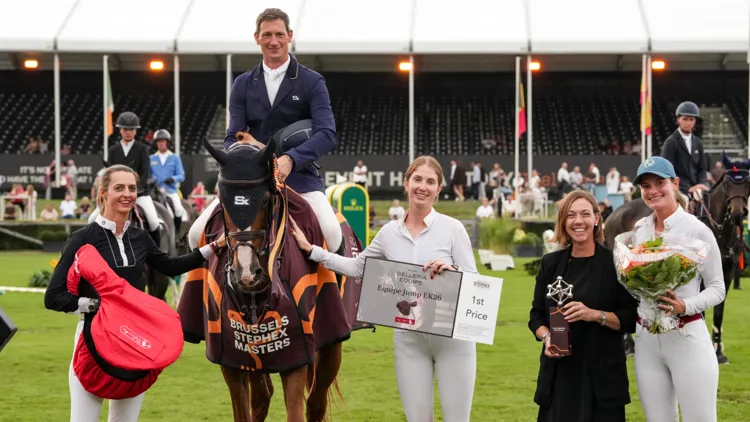 Bingo Ste Hermelle bezorgt Daniel Deusser winst in Meise