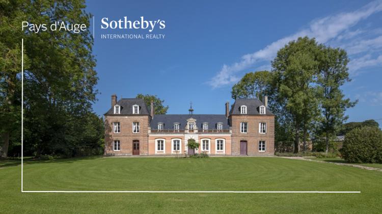 À vendre : château et ses dépendances de 36 hectares entre Rouen et Dieppe 