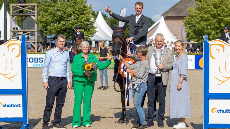 Thuiswinnaar Frank Schuttert