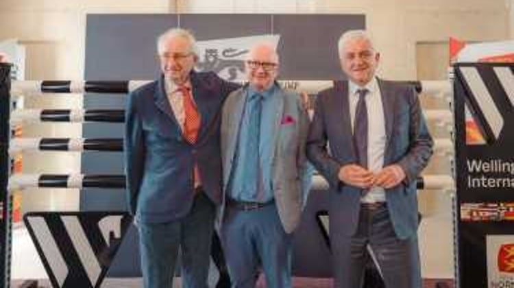 Christian Paillot, Mickael Stone et Hervé Morin ce matin à Caen