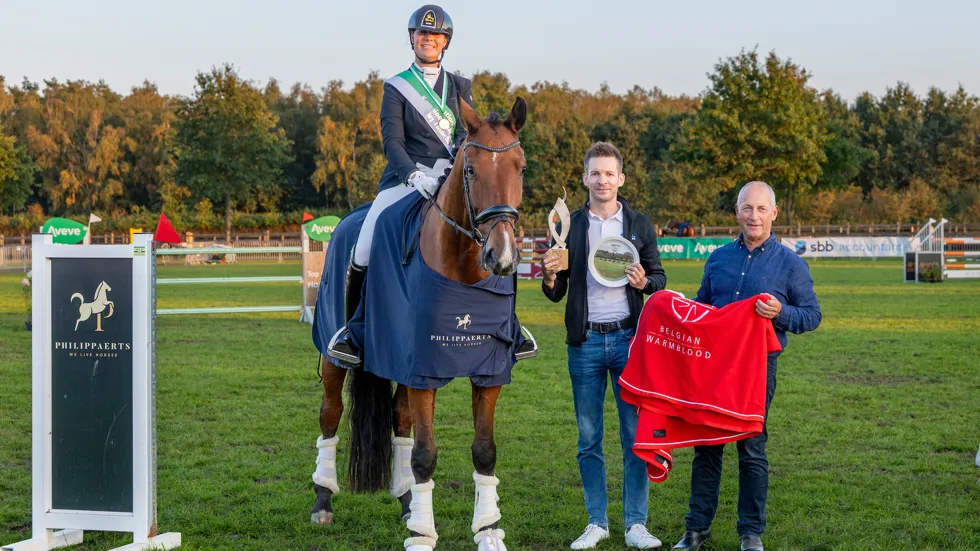 Liesl van Coppenolle pakt opnieuw goud in de hoogste dressuurreeks