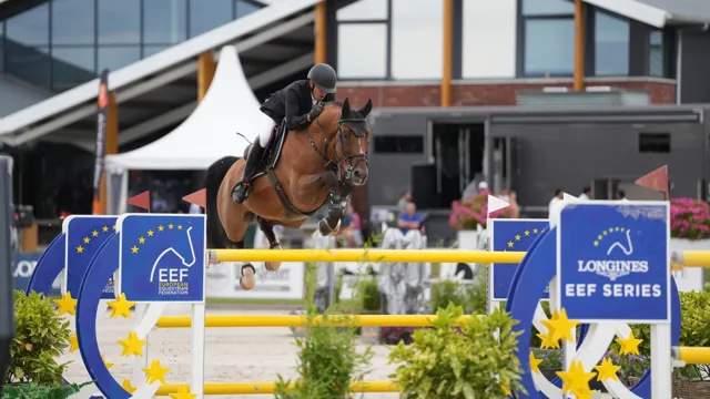 Rik Hemeryck laat opnieuw het Belgische volkslied klinken in Kronenberg