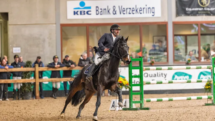 Tim Geraerts grijpt winst in tweede manche van Jumping Mechelen Indoor Masters