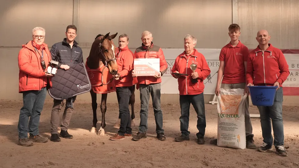 Aruna van 't Breezerhof won de reeks voor 3-jarigen