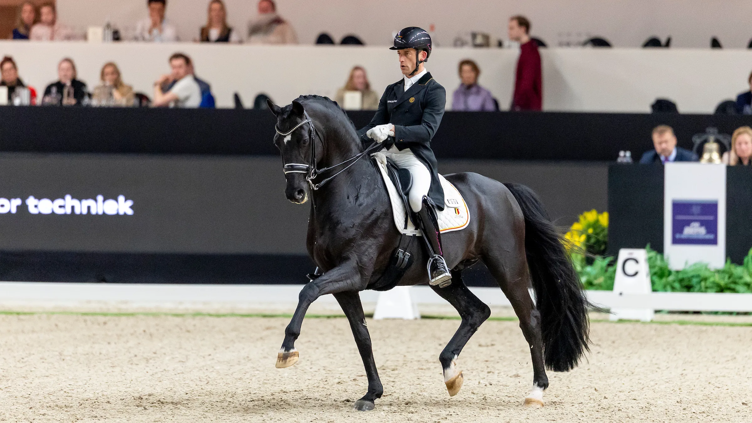 Europees kampioen Justin Verboomen onklopbaar in ’s-Hertogenbosch