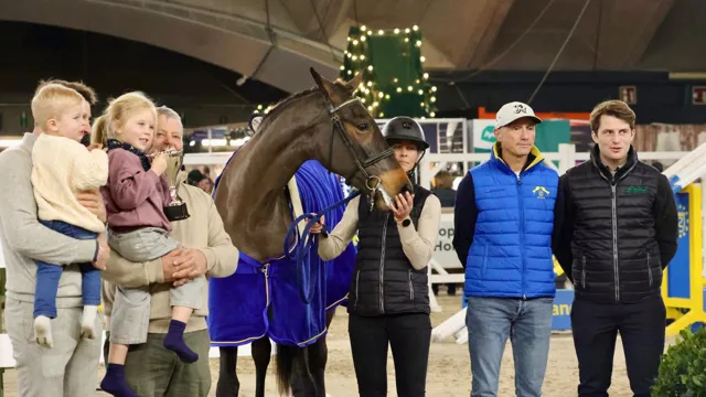 Adora van 't Ruytershof was de beste in het vrijspringen