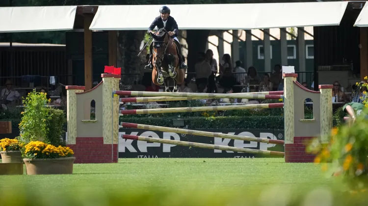 Aujourd'hui, Riccardo Pisani a remporté sa première victoire au CSIO 5* de Rome