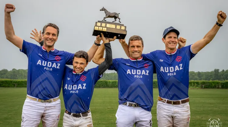 Nicolas Constant, Côme Dubois, Jota Chavanne et Brieuc Rigaux, vainqueurs de la Coupe PGH.