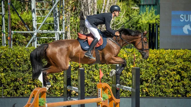 Double Jeu d’Honvault springt naar tweede plaats in 1m55
