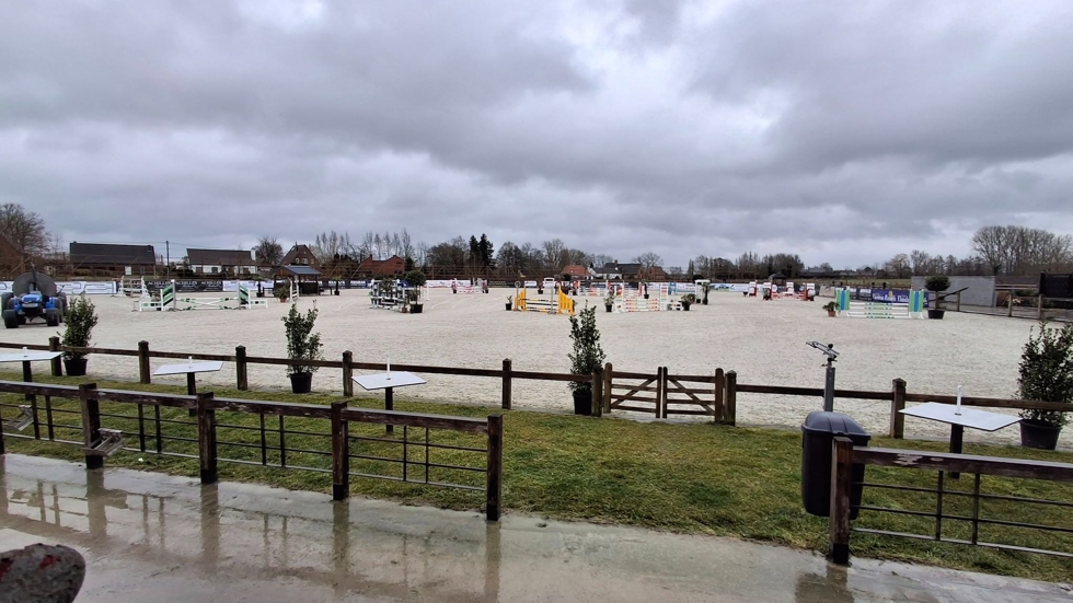 Julie Devloo won op de vernieuwde piste in Torhout