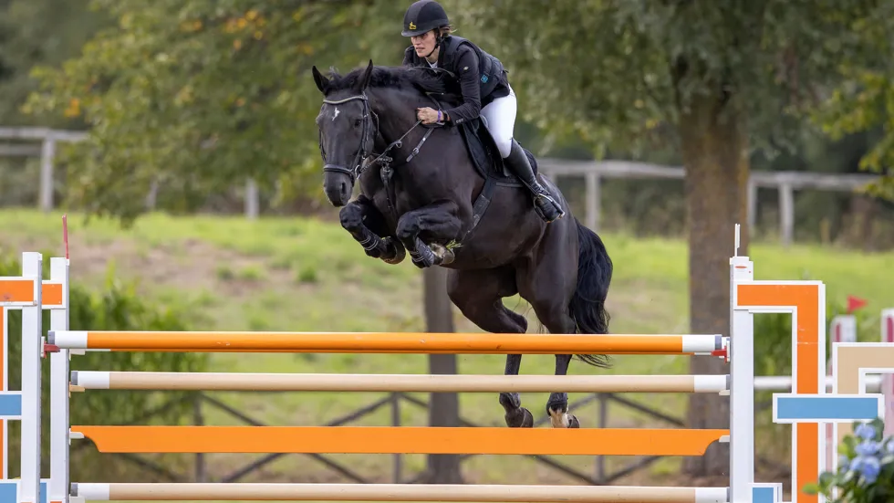 Lopes wint 1m35-troosting in Kuringen