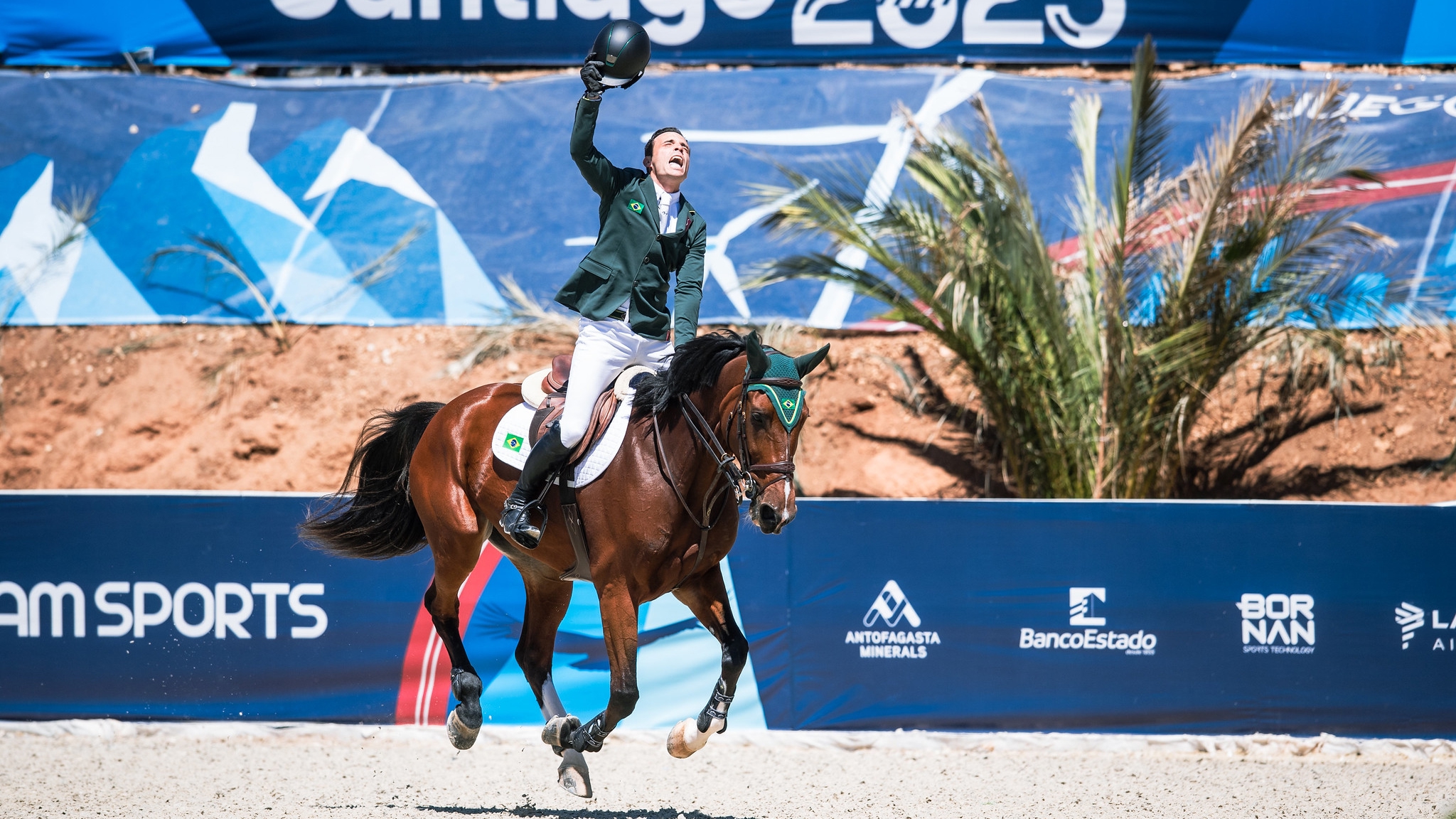Stephan de Freitas Barcha gana oro en Santiago y sucede a Marlon Modolo Zanotelli