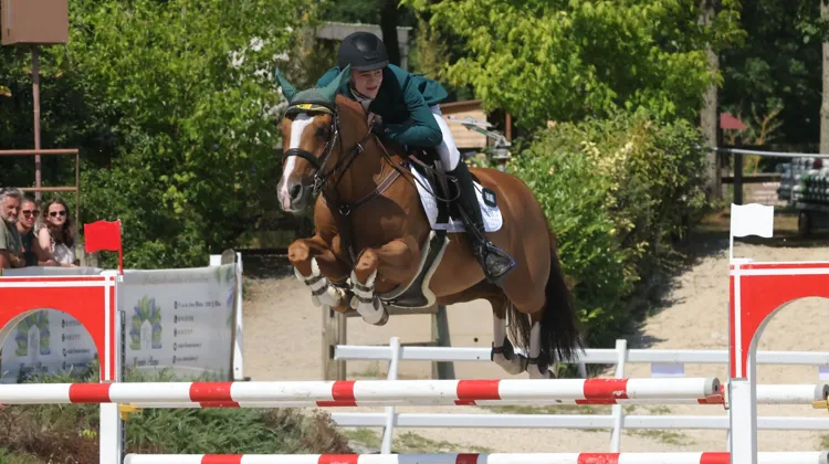 Au bout du barrage, l'Irlandais Cian McMunn a été sacré champion d'Europe Poneys avec Esperando SK.