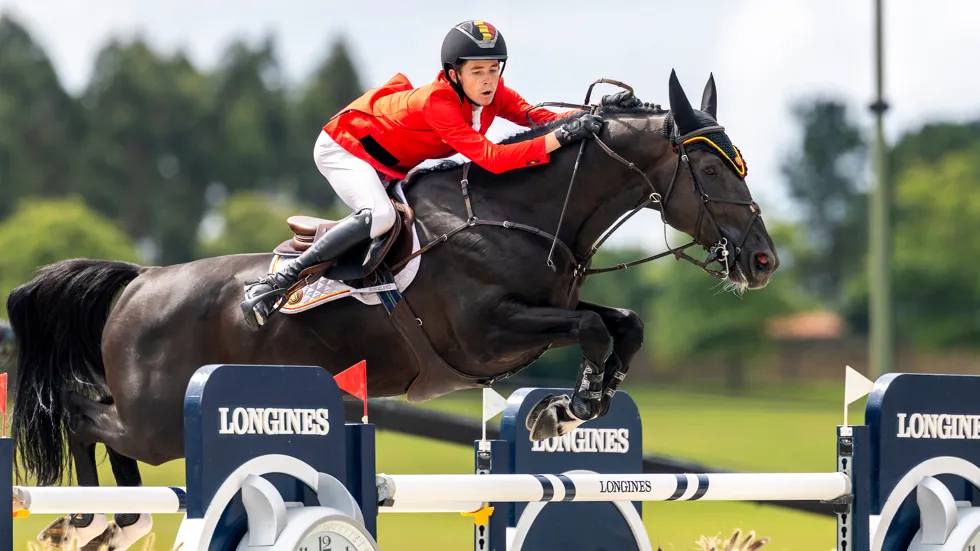Thibeau Spits sprong opnieuw dubbel foutloos