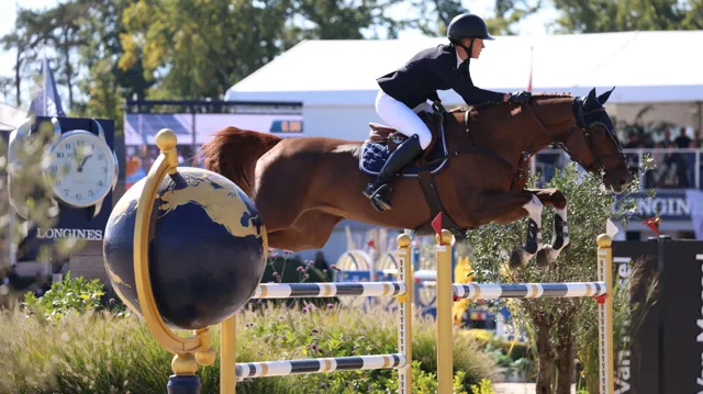 Sarah Toussaint wint in Valencia met Nayade D.S.