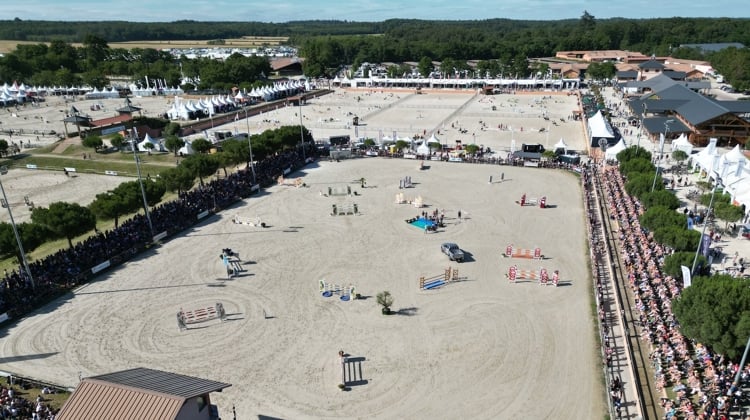  Vue générale des championnats de France d'équitation