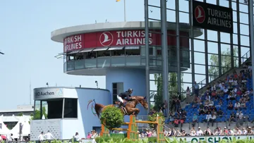L’équipe de France, dont faisait partie Antoine Ermann, a remporté la Coupe des nations Barrière du CSIO 5* de La Baule.