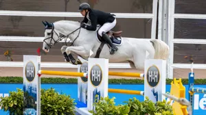 Popeye van ’t Klavertje Vier springt naar zilver in 1m55-GP  