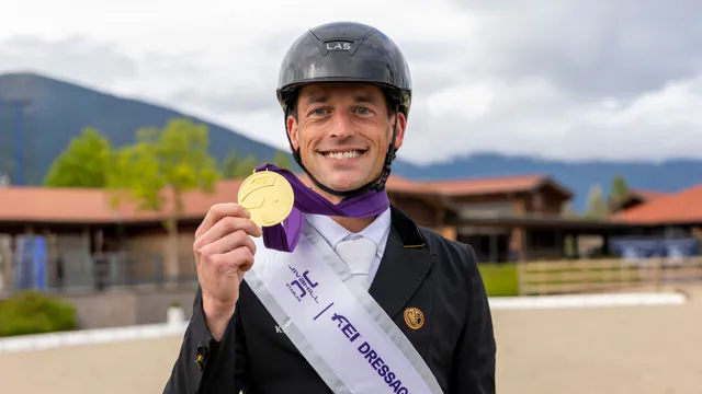 Justin Verboomen met zijn gouden medaille