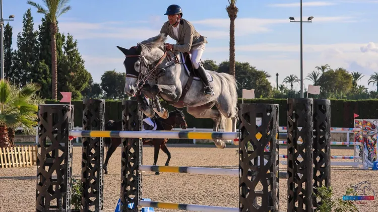 Poseidon vd Molendreef en Mariano Martinez Bastida winnen in Valencia