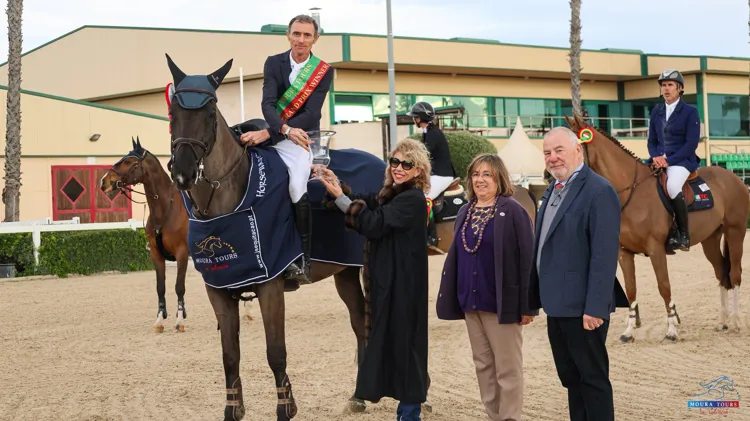 Vigo d'Arsouilles-dochter Aruba Island zegevierde in de Grote Prijs