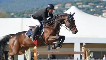 Kheros van’t Hoogeinde et René López lors de leur ultime Grand Prix CSI 5* à Grimaud, conclu à la treizième place. 