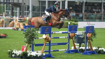 Vainqueur de l’épreuve phare de la journée, Denis Lynch avait déjà triomphé sur la même piste à l’occasion du CSI 4* organisé le moins dernier. 