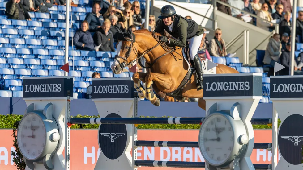 Bunoit Moeskops sprong met Tokio de Liebri Z naar een top drie klassering