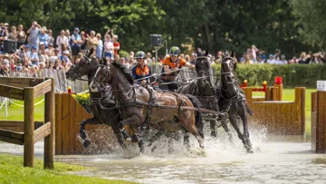 Bram Chardon vise les Championnats du monde FEI d'Aix-la-Chapelle 2026, temps fort de sa saison.
