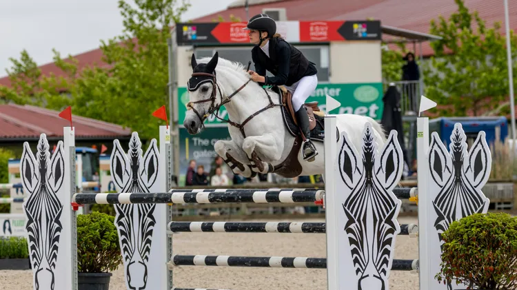 Louise De Vlieger klaar voor Gouden Laars-finale na winst in Lier