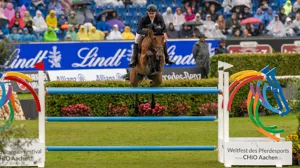 Quatro van de Meerputhoeve met zijn vorige ruiter Mario Deslauriers