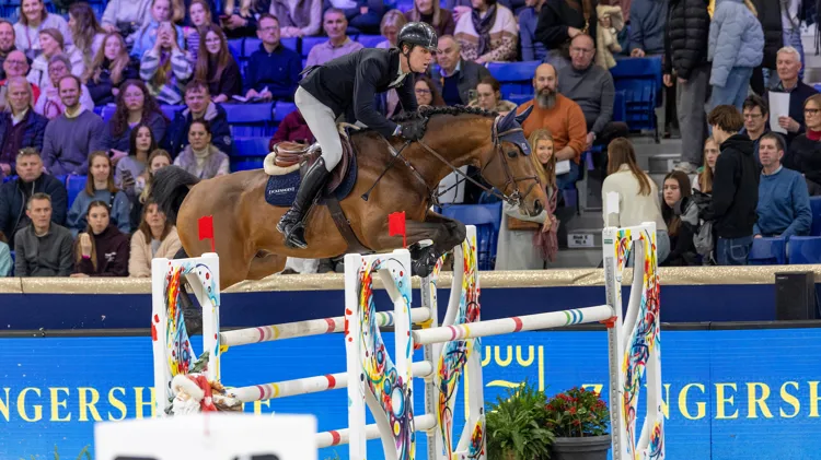 Vanderwegen domineert in Roosendaal met winst in Grote Prijs