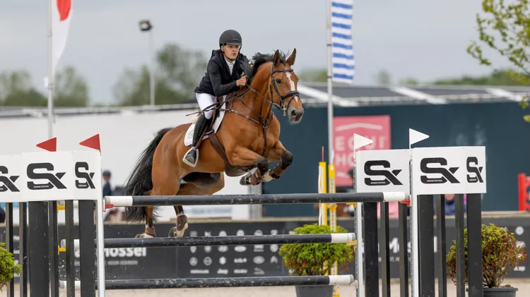 Van Rossem sluit winterwerking af met winst én dubbel podium
