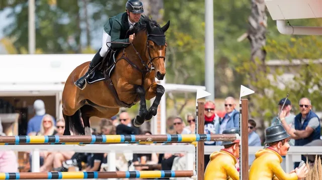 Tienie Union zorgt voor Belgische zege bij start van Oliva Tour