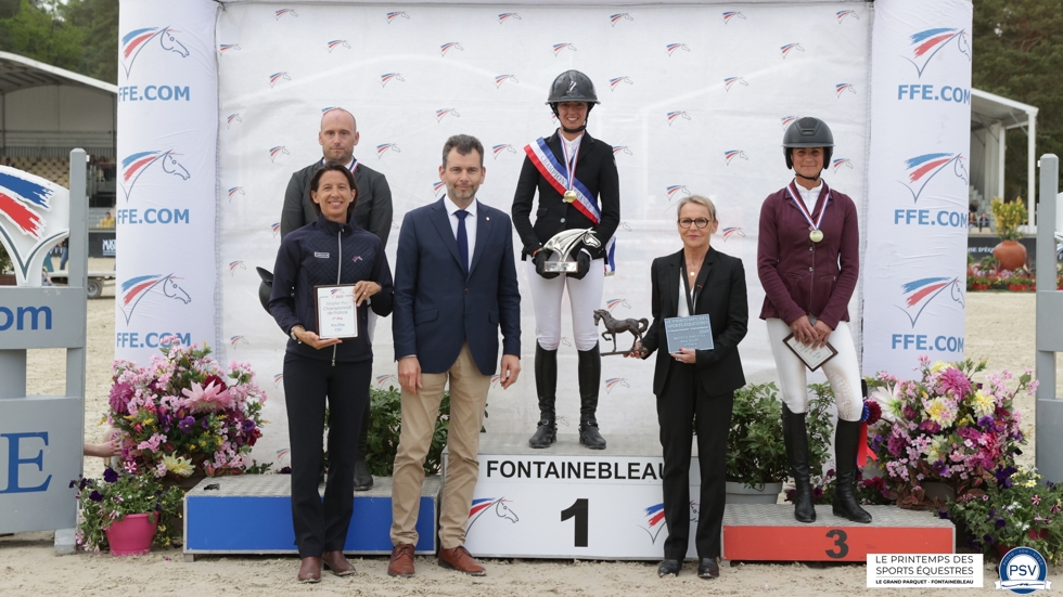 Podium met de medaille winnaars