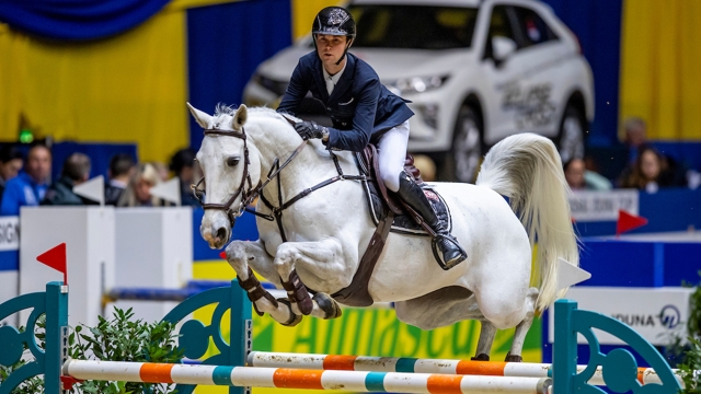 La Luna Hidalgo J&F met haar vorige ruiter Gilles Thomas