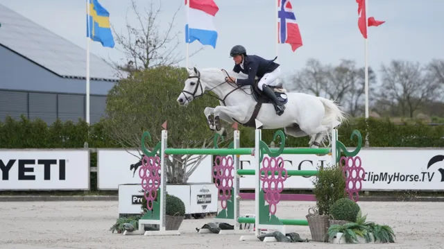 Vandoorne en Petruska vd Bisschop winnen 1m35 in Bonheiden  