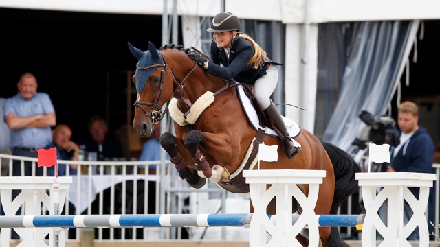 Jay Jay van de Mottelhoeve met zijn vorige amazone Vicky Van De Poel