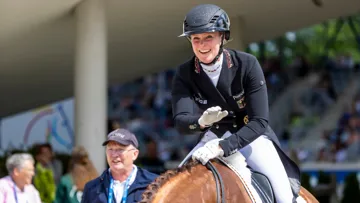 Ici avec Denoix, Katharina Hemmer est la première cavalière de moins de trente ans à avoir intégré l'équipe d'Allemagne lors d'un grand championnat depuis 2016.