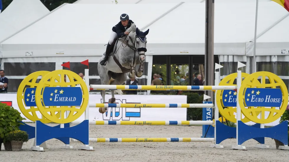 Sam Polleunis won één van de 1m40 reeksen
