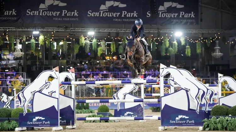 Jonkheer van 't Veldhoven maakt sterke reeks compleet met GP-overwinning
