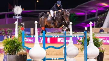 Cyrine Cherif et Triple T Calamando Blue ont remporté aujourd'hui le Grand Prix du CSI 5* de Doha.