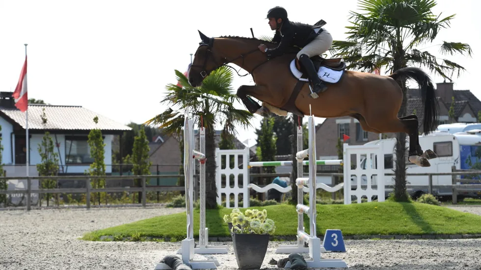 Winst voor Jelle Limbourg