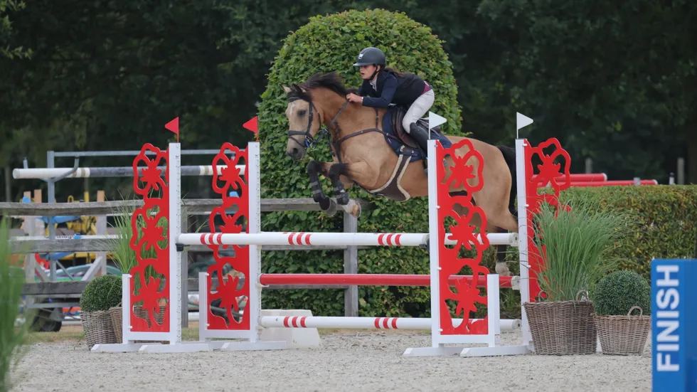 Michele Verlinden won het hoofdnummer bij de pony's