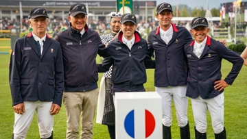 Édouard Coupérie avait déjà accompagné l’équipe première lors de plusieurs échéances, comme ici aux CSIO 5* de Bruxelles avec Roger-Yves Bost, Simon Delestre, Kevin Staut et Olivier Robert.