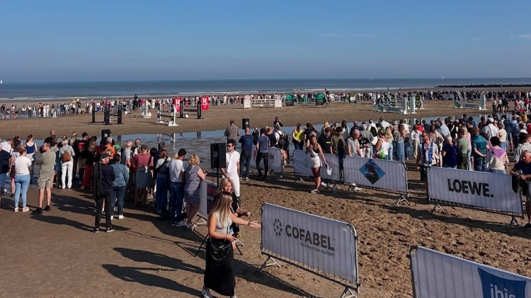 Vier dagen springsport aan het strand van Middelkerke